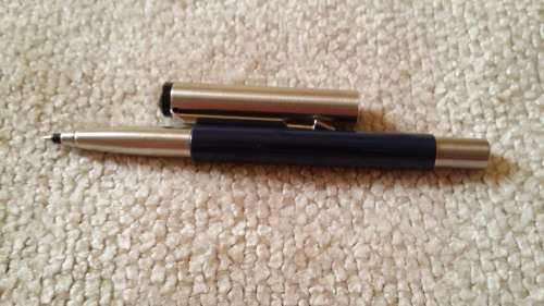 PARKER ROLLER POINT PEN
