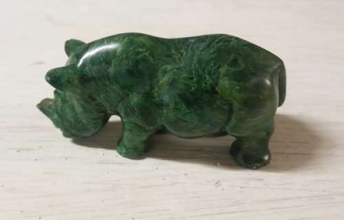 SMALL MALACHITE  RHINO   7 CM