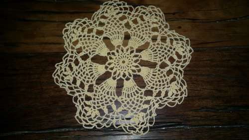 Crochet doily cloth  20 cm