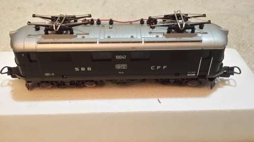 Lima N 220294G  SBB CFF 10047 Twin Pantograph Electric Locomotive