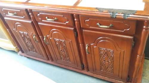 WELSH DRESSER CUPBOARD / COLLECTION ONLY - IN EDENVALE