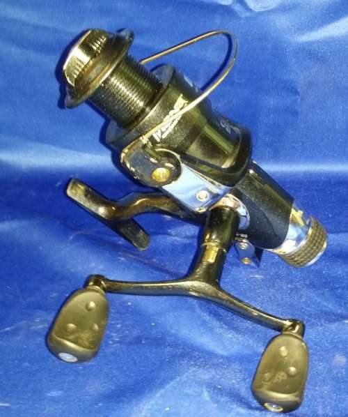 PIONEER FISHING REEL