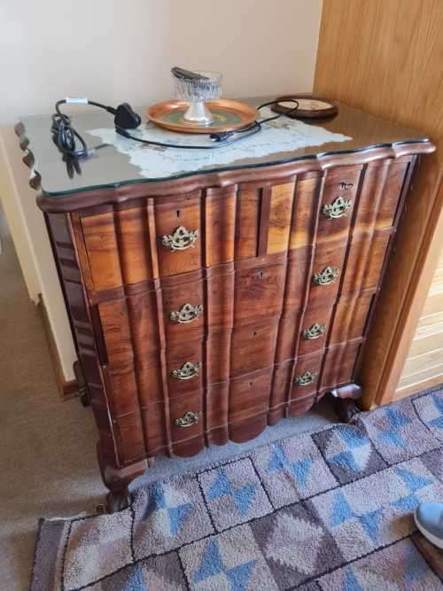 IMBUIA BALL AND CLAW CHEST OF DRAWERS / COLLECTION ONLY EDENVALE