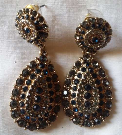 Pair of Rhinestone Earrings