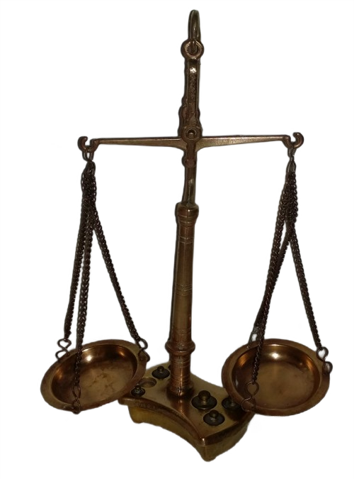 BRASS SCALE WITH 5 WEIGHTS