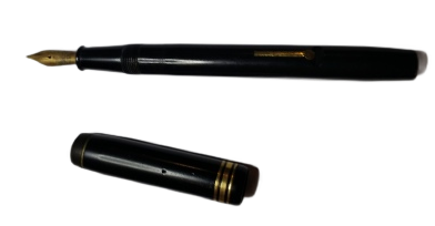 STEWART 14Kt GOLD FOUNTAIN PEN