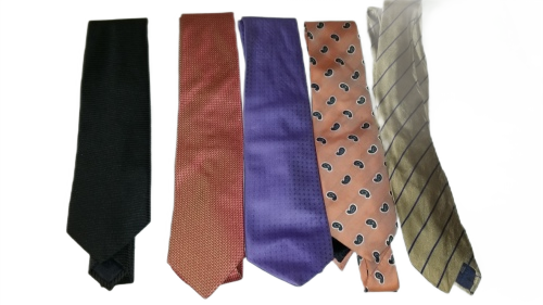 FIVE MEN`S TIES BRANDED