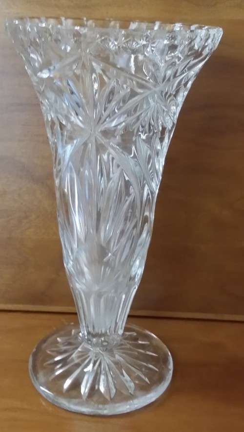 Vintage  Glass Crystal Vase 19 x 10 cm