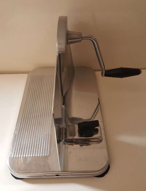 PINEWARE BREAD / COLD MEAT SLICER