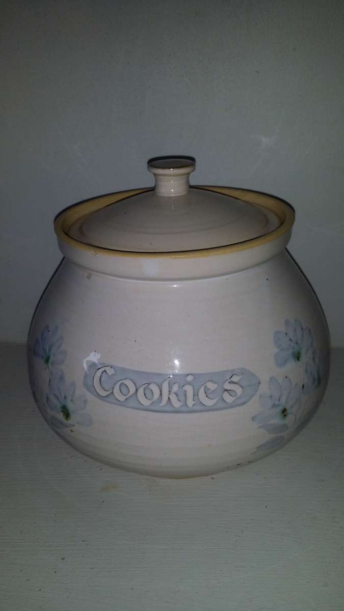 Cookie Jar  14 x 17 cm