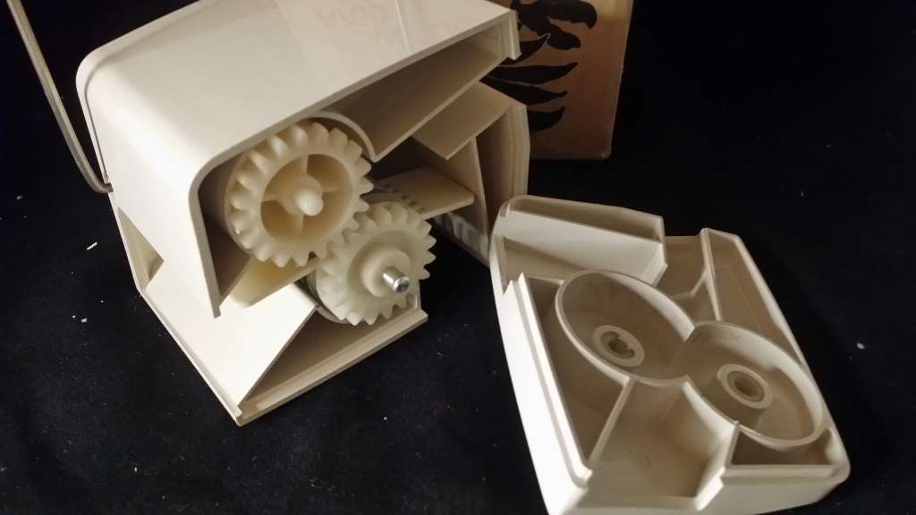 Kenwood Pea Huller and Bean Slicer Attachment