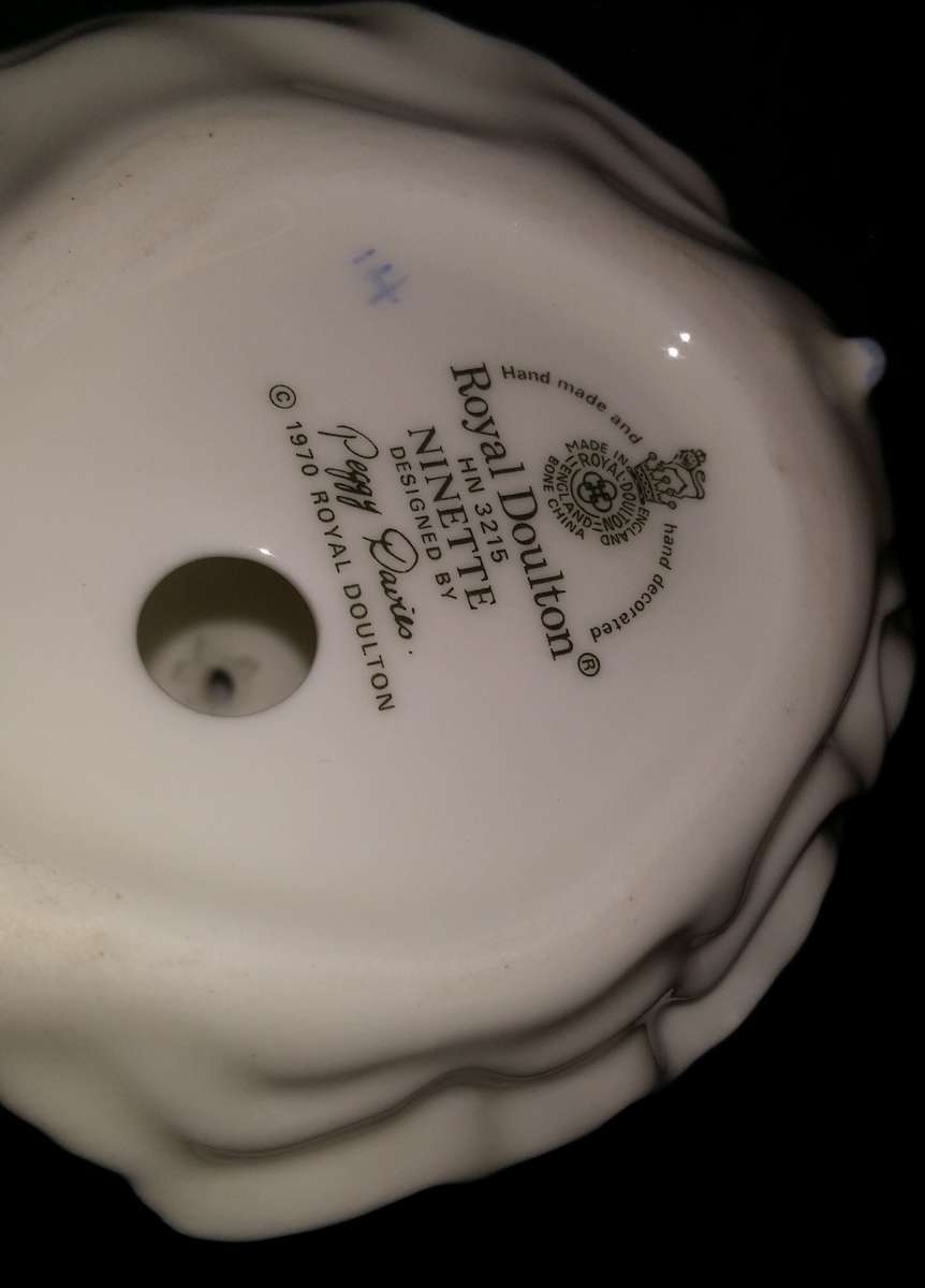 Royal Doulton Ninette Figurine 1970  10 cm