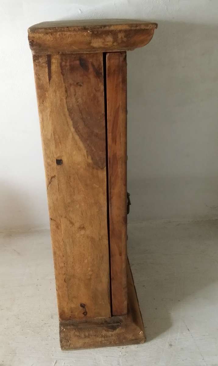 Wooden  Key Storage Cabinet key Holder 32 cm x 23 cm x 8 cm