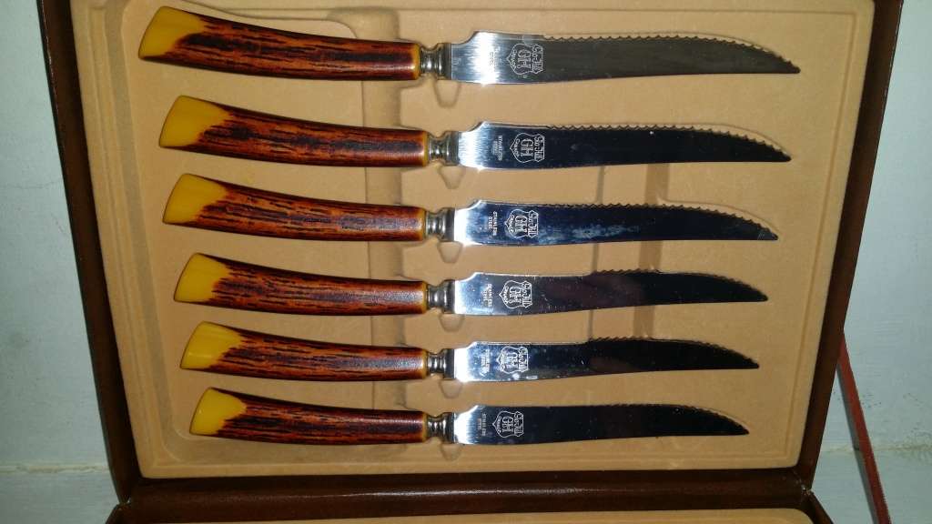 Glo Hill Canada Cutlery Knife and Fork Set