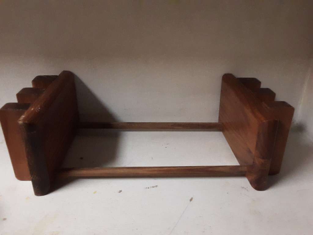 Book Stand 37 x 19 cm