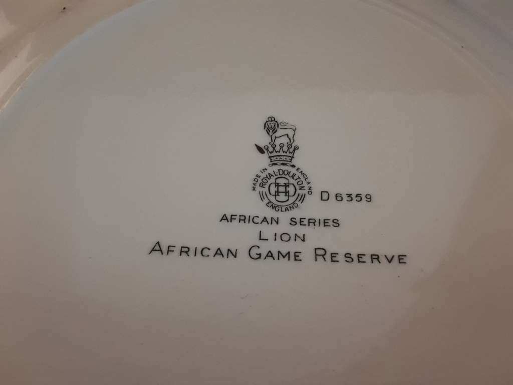 Royal Doulton African Series Lion Display Plate 26 cm