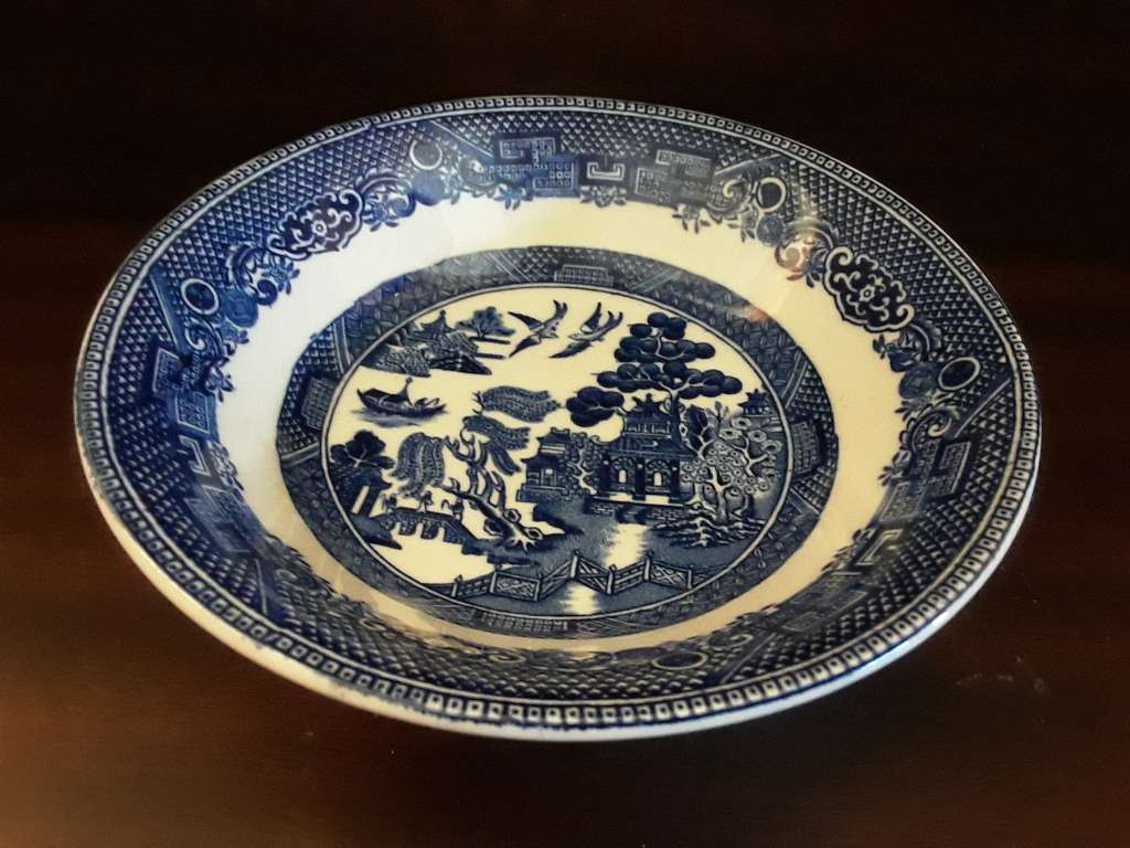 Johnson Bros England Willow blue and white Desert Bowl 13 x 3 cm