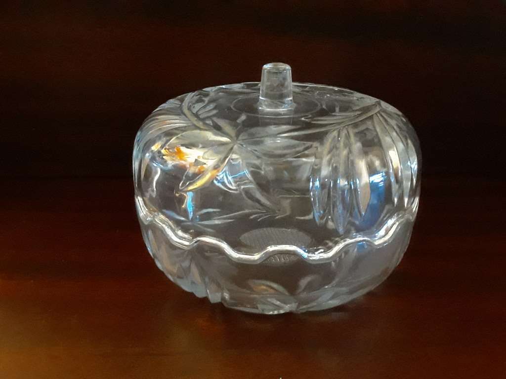 Crystal Glass Lidded Jar 12 x 7 cm