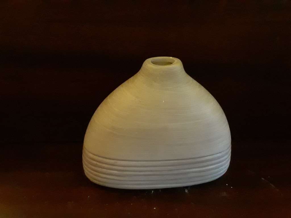 rustic vase 12 x 14 cm