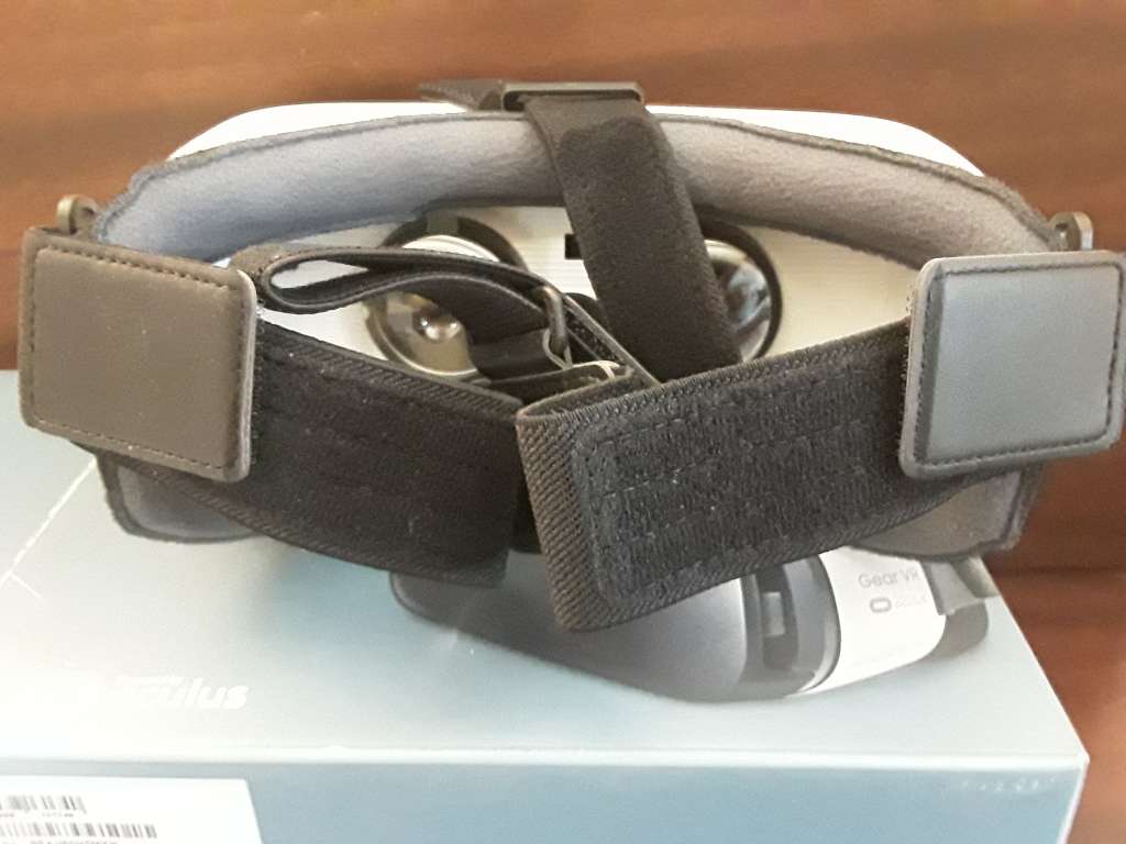 Samsung VR Virtual Reality Helmet Glasses