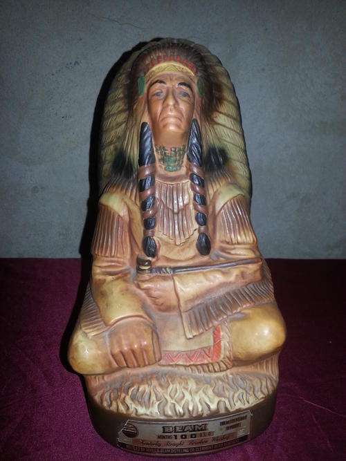 DECANTER INDIAN CHIEF JAMES B BEAM KENTUCKY