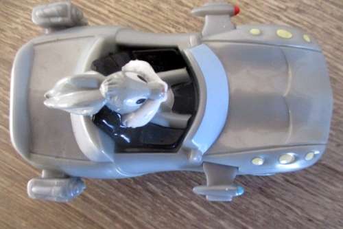 Maxx Bugs Bunny in his cool car.