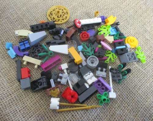 For Warren only - A Whole Load Of Mixed Bag Of Genuine Lego    Over 450x Pieces