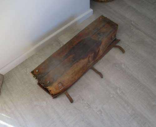 Look At This....Large Vintage Genuine Leather Case    Padded Inside    With Buckles & Straps