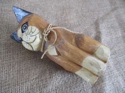 So..So Cute  Wooden Mother Cat With Her Two Kittens