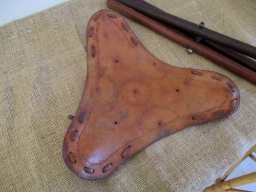 For Marakele Only A Lovely Pair Of Genuine Leather Folding Fishing/Hiking/Camping Chairs