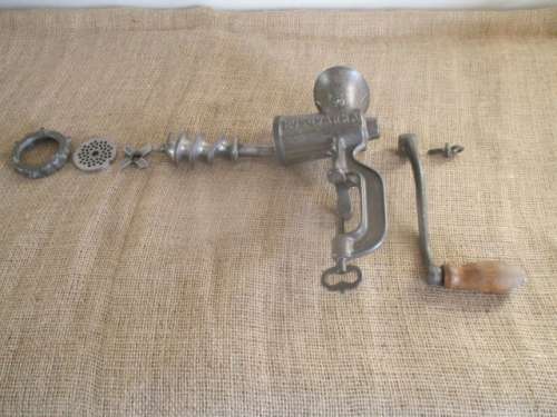 Vintage Husqvarna No 5 Reliance Cast Iron Meat Mincer     Made In Sweden     Complete