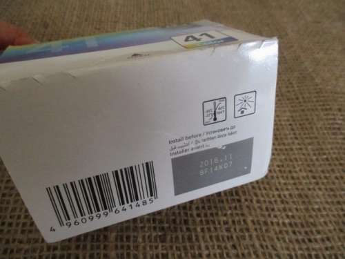 2x Genuine Canon Cartridges :  1x Canon PG-40 Black & 1x Canon ChromaLife CL-41 Color