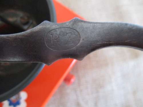 A Cheerful Vintage Wooden And Metal Robert Zassenhaus Coffee Grinder    Made In Germany