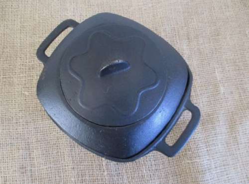 A Great Cast Iron Fondue Pot But Even More Ideal For That Potjie !!!