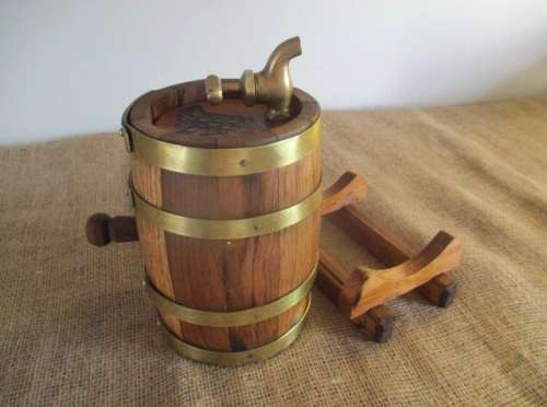 An Awesome Vintage Solid Oak Wine Barrel With Brass Tap, Brass Straps And Stand