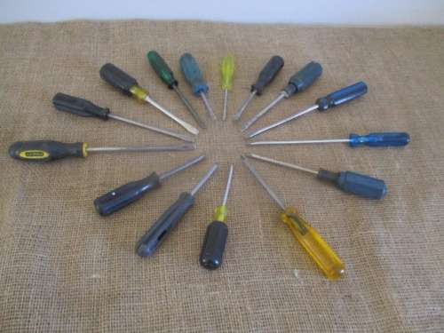 A Great Mixed Collection Of 10x Flat & 5x Philips Screwdrivers