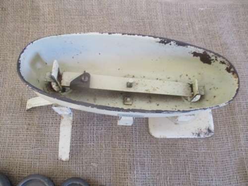 A Lovely Vintage Harper Weighing Scale With Weights         1950's       Made In England