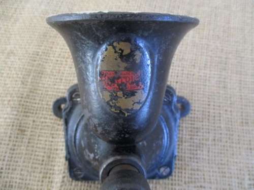 An Antique Beatrice No 537362 Coffee Grinder    Approx 1940's      Made In England