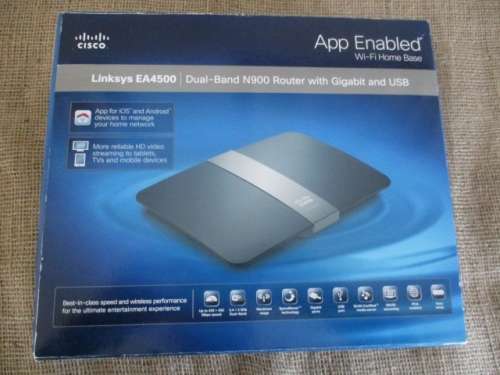 Linksys EA4500  Dual-Band N900 Router In Original Carton Box