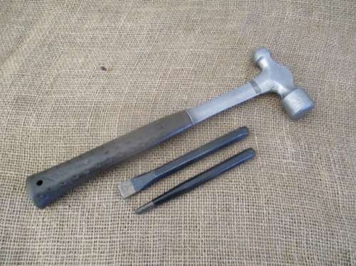Vintage 13"/24ozs Estwing Ball Pen Hammer With Straight Nylon Vinyl Handle Plus Punch & Chisel