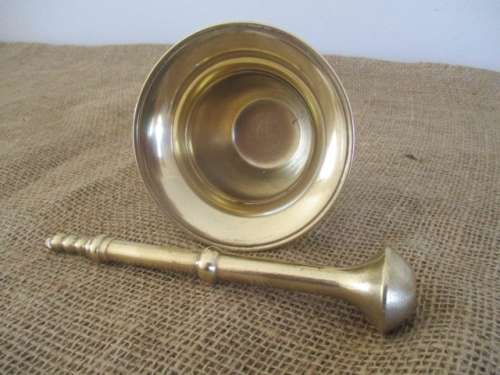 A Must For Every Kitchen !!!!   A Lovely Vintage Brass Mortar And Pestle