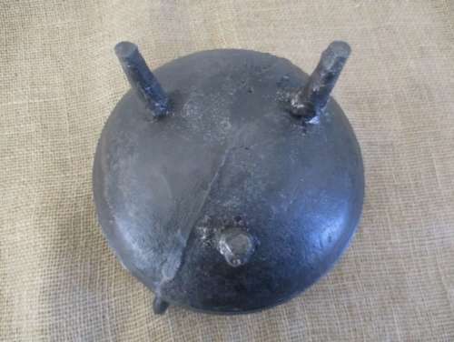 A Nice Size Vintage Zimba #1 Cast Iron 3 Legged Potjie Pot
