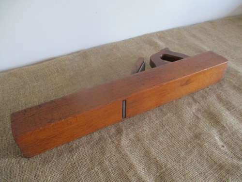 Big...Very Big...This Vintage 22 Inch Friesland Tools Wooden Fore Hand Plane    Early 1900's