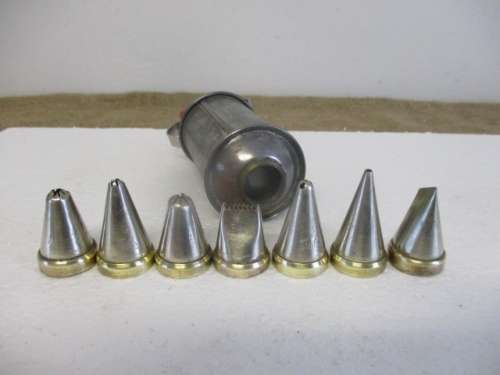 Vintage Metal Tala Cake Decoration Set With 7x Brass Nozzles       Made In England