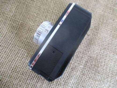 Beautiful Vintage Kodak Instamatic 233 Camera In Original Pouch         Made in England         1963