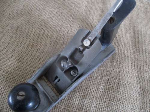 Beautiful Millers Falls Smoothing Plane  By Millers Falls Tools    Made In USA   1931 - 1974