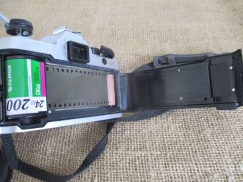 Vintage Yashica FX - 7 Camera Plus Film & Yashica DSB 135mm 1 : 2.8 Lens With Cap    1979 - 1984