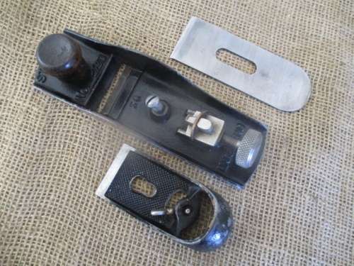 Rare Stanley No 220 Block Plane.     Made in England