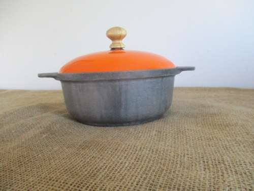 A Nice Size Vintage Cast Iron Flat Bottom Pot