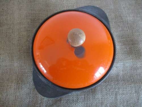 A Nice Size Vintage Cast Iron Flat Bottom Pot